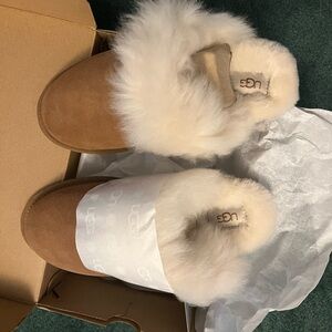 Women’s Ugg slippers